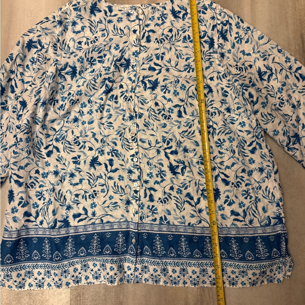 Joie Blue Floral blouse - Picture 5 of 10